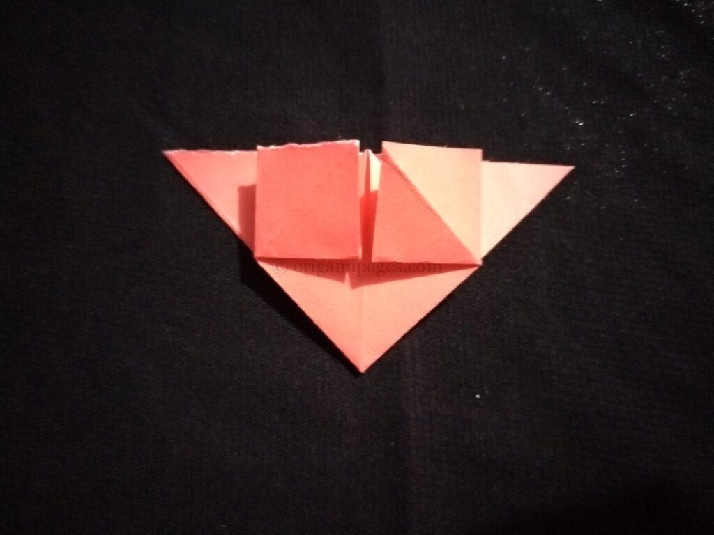 Origami twisty rose step : 5b