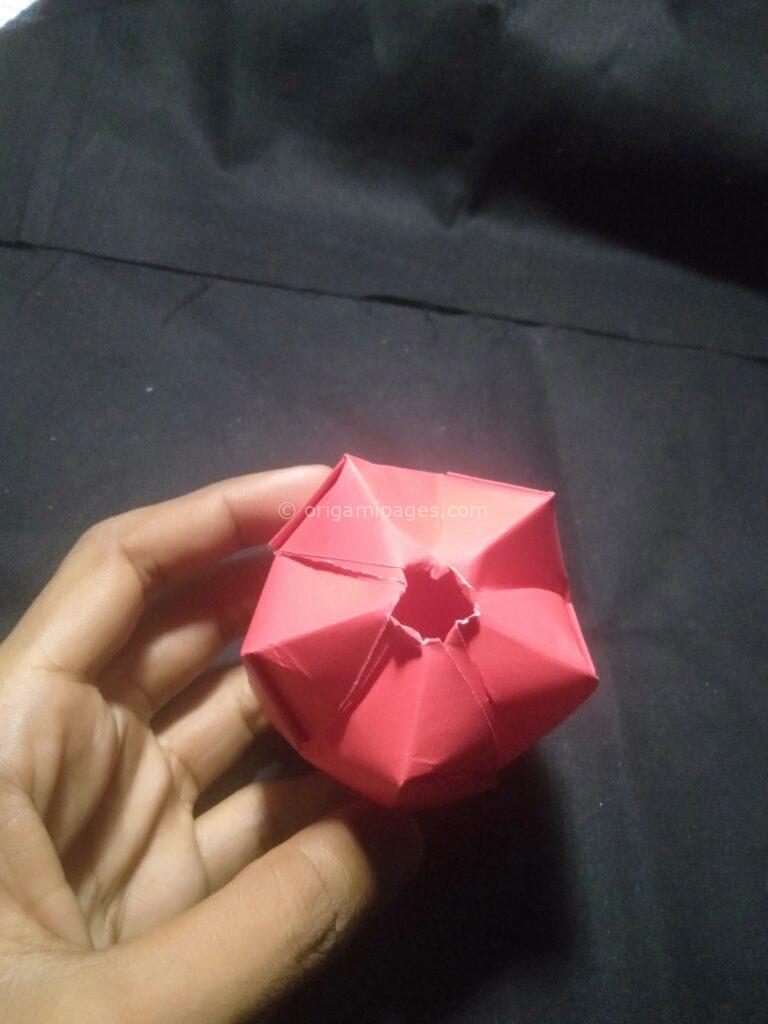 3D Origami Apple & Leaf step: 17a