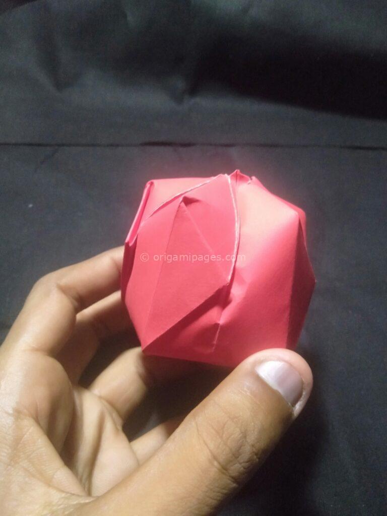 3D Origami Apple & Leaf step: 17b