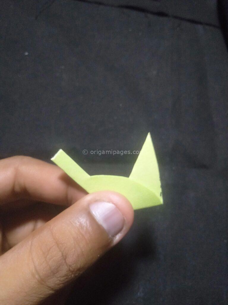 3D Origami Apple & Leaf step: 18d