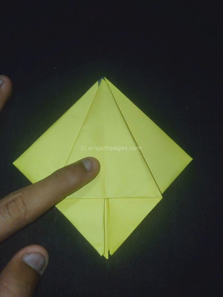 origami sunflower step: 8a