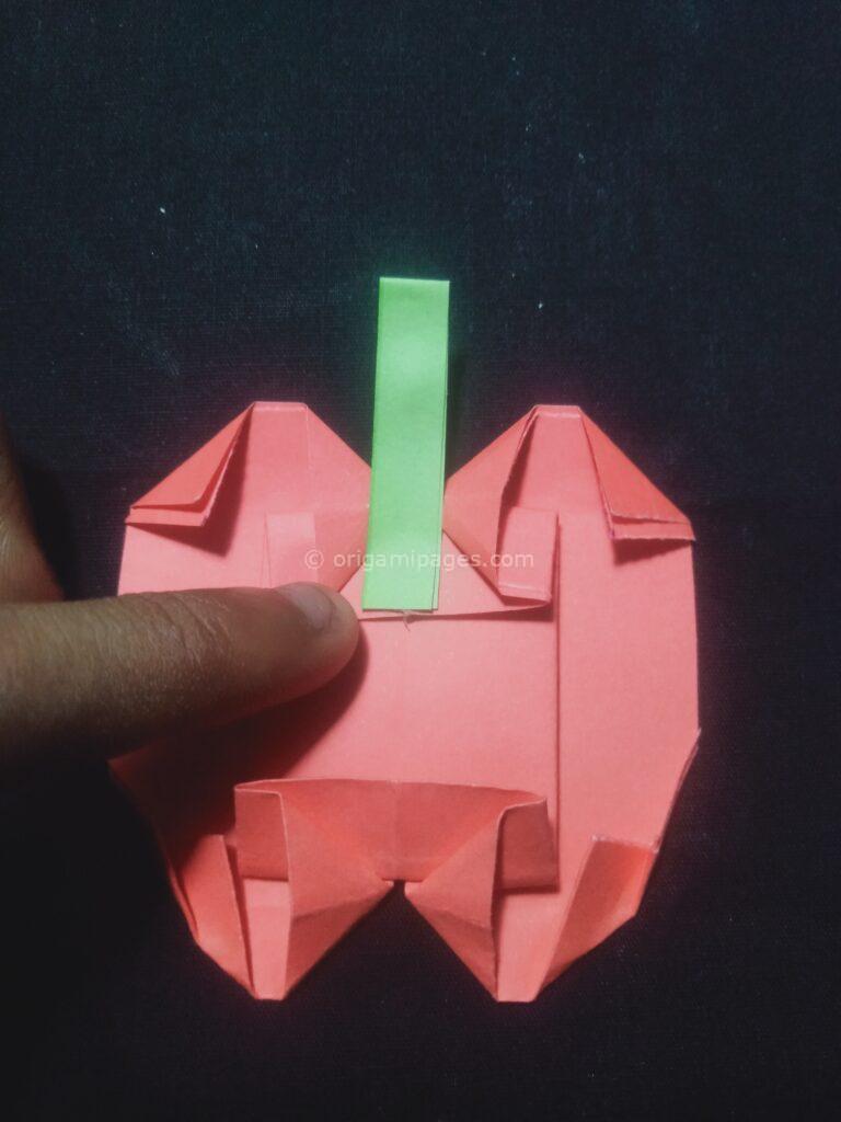origami apple step: 9b