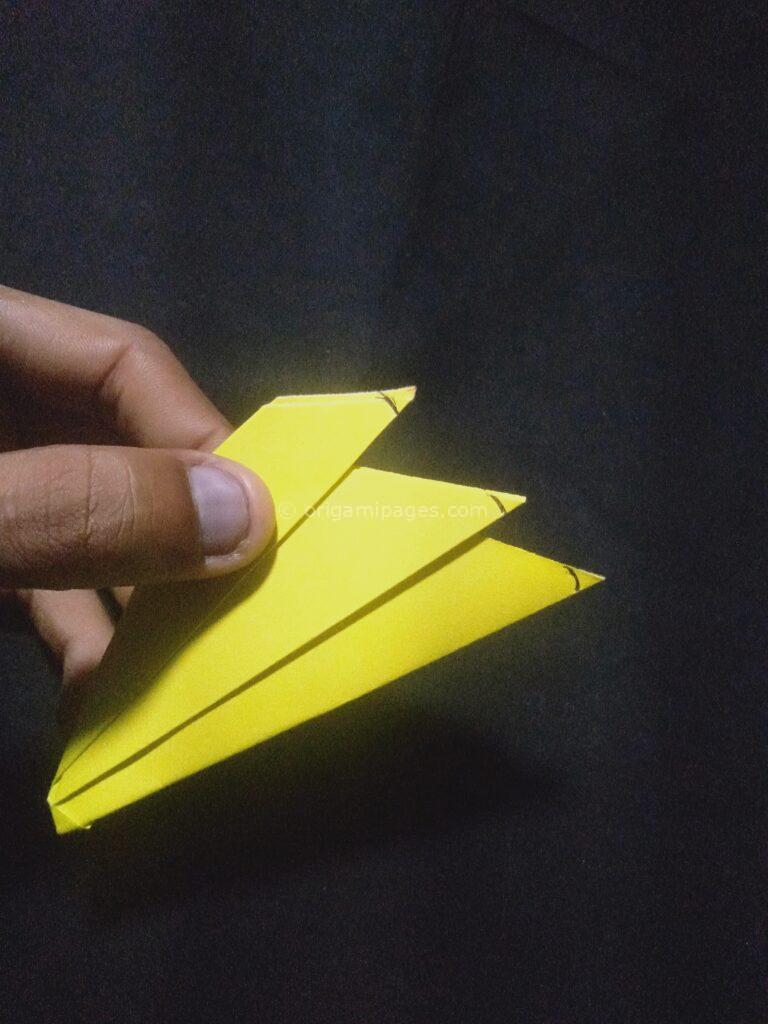 Origami Banana Step: 7a