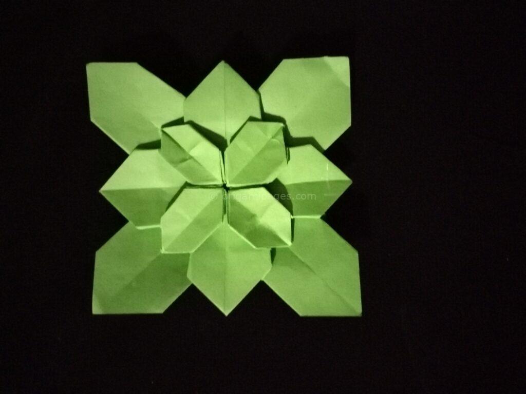 Origami Hydrangea final step