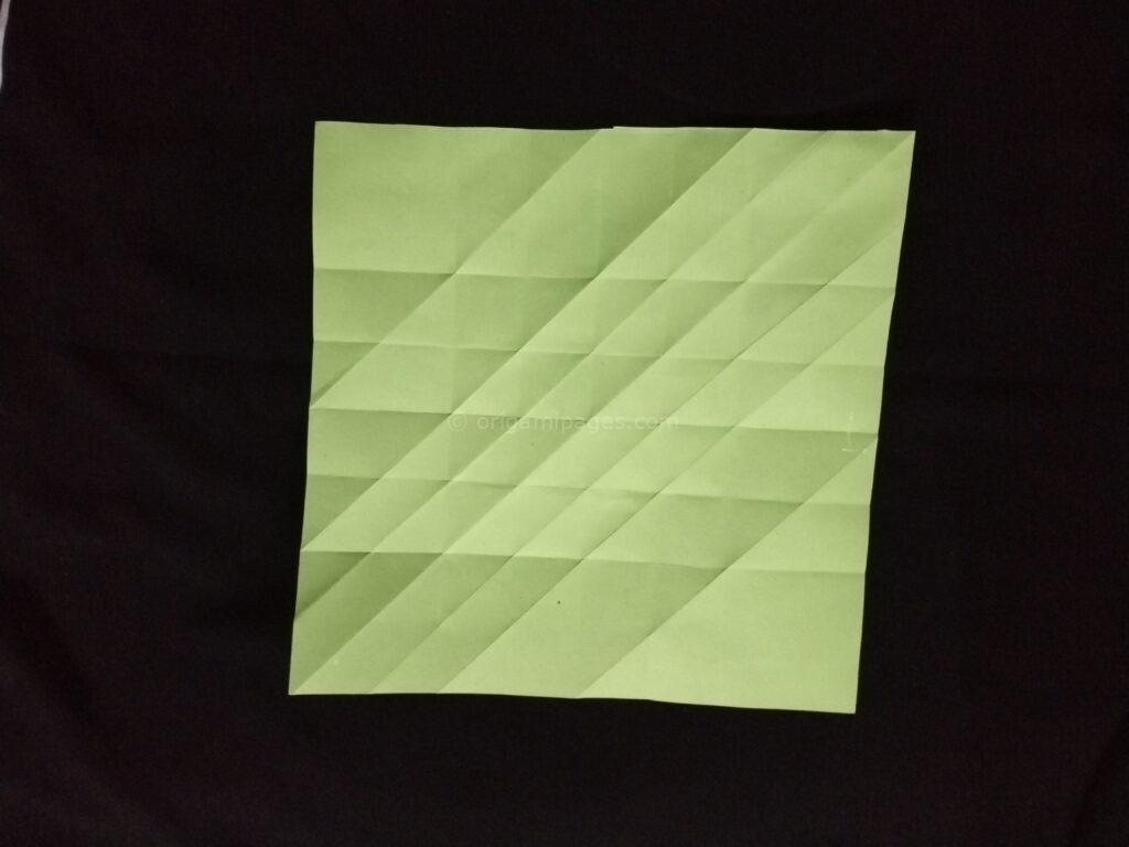 Origami Hydrangea step: 7d