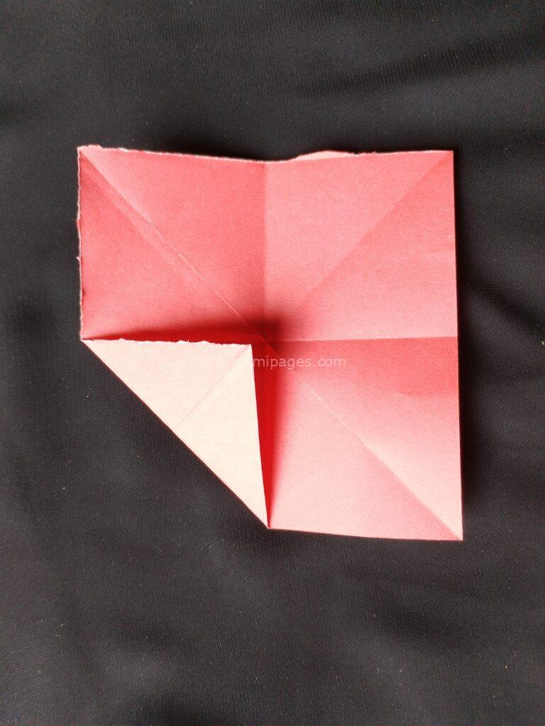Origami Springy Heart Step: 4a