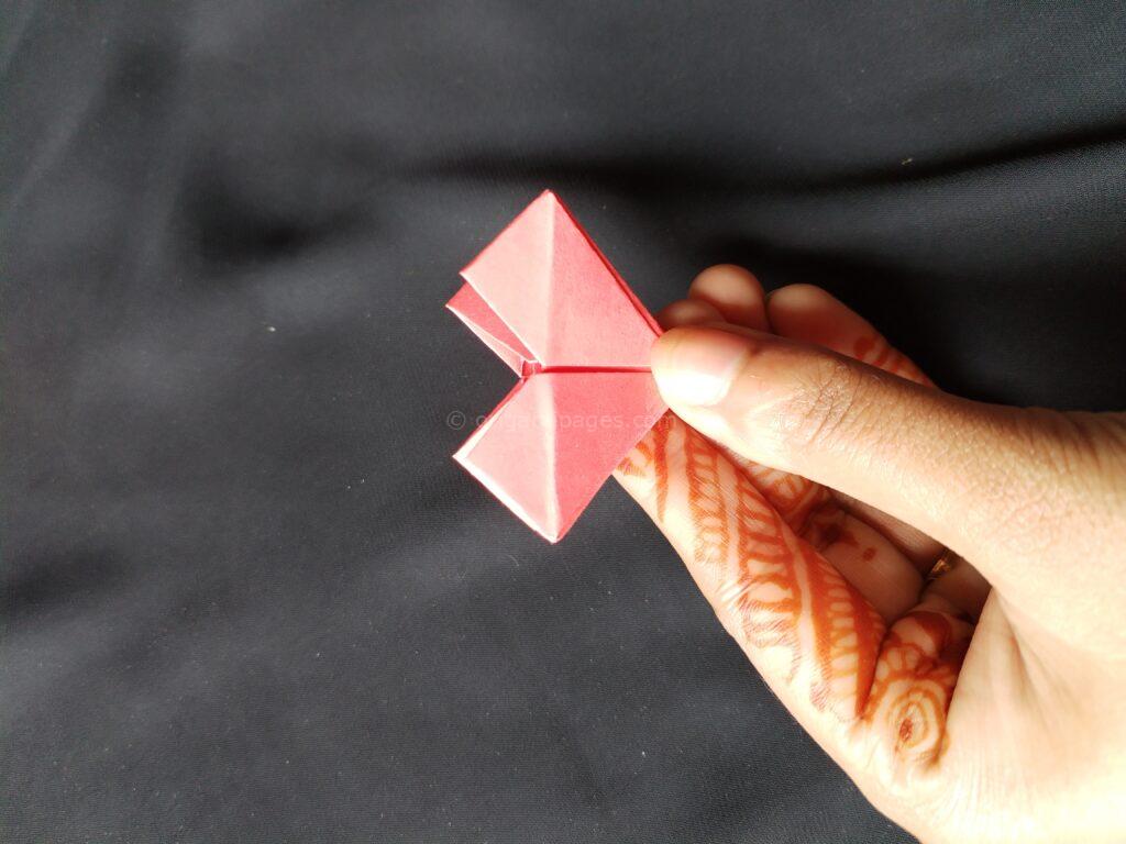 Origami Springy Heart Step: 7b