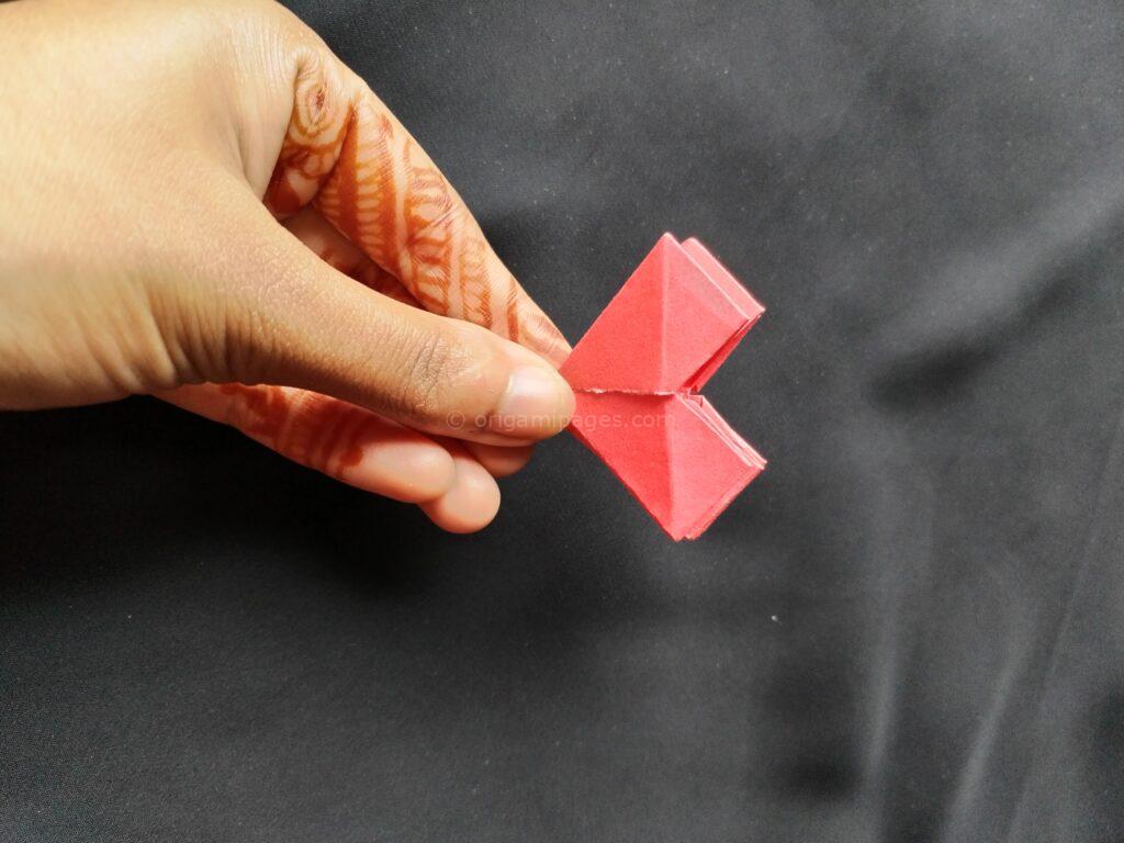 Origami Springy Heart Step: 9