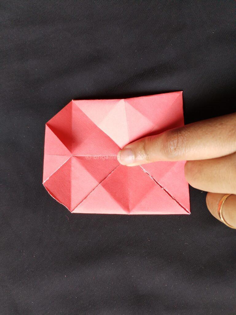 Origami Springy Heart Step: 4c