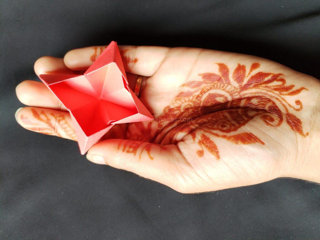 Origami Springy Heart Step: 6