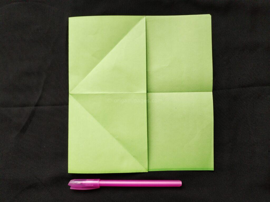 Star crusher paper airplane Step: 4a