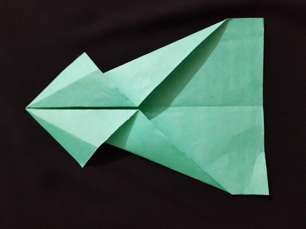 Infinity Arrow Paper Airplane Step: 3e