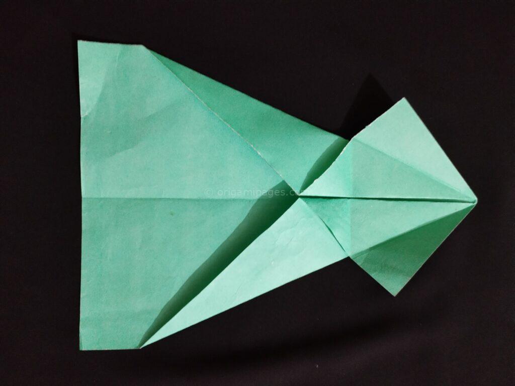 Infinity Arrow Paper Airplane Step: 4b