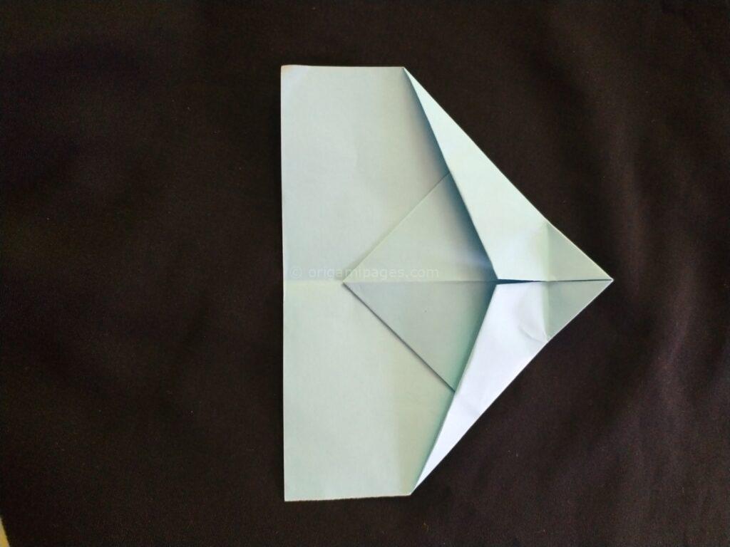 Professional paper airplane Step: 7b