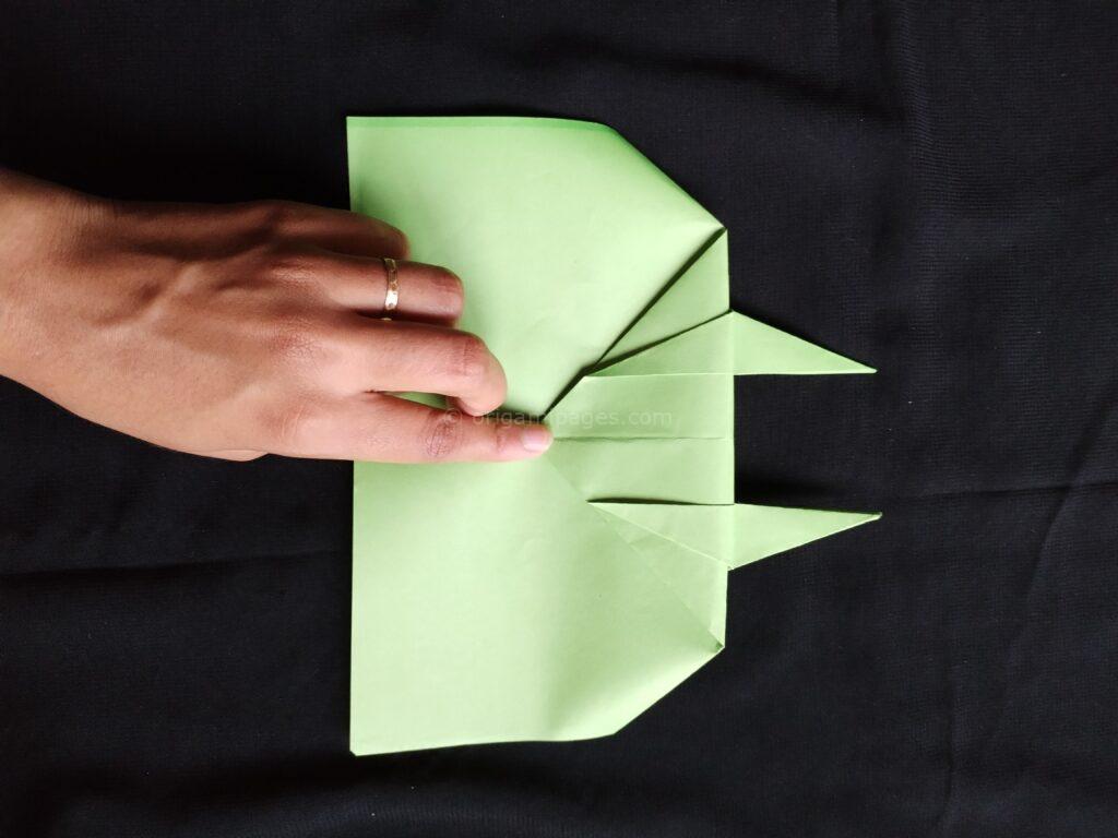 Star crusher paper airplane Step: 8b