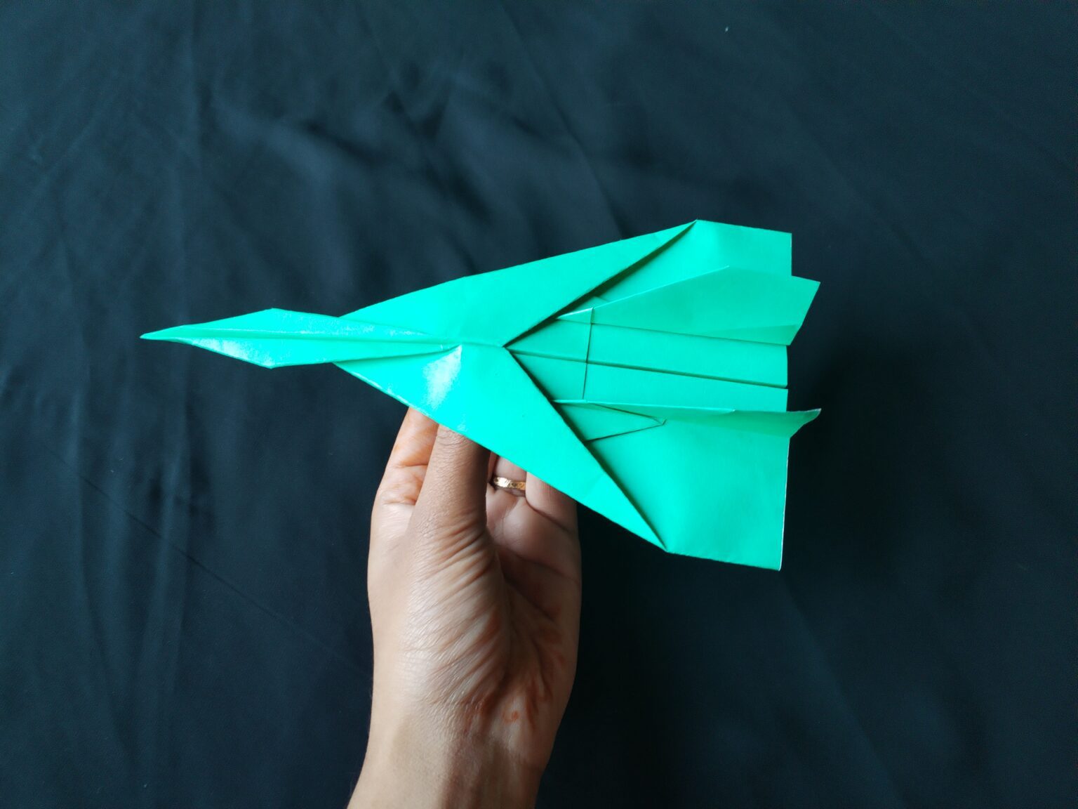 Jet Fighter paper Airplane - Easy To Follow Guide