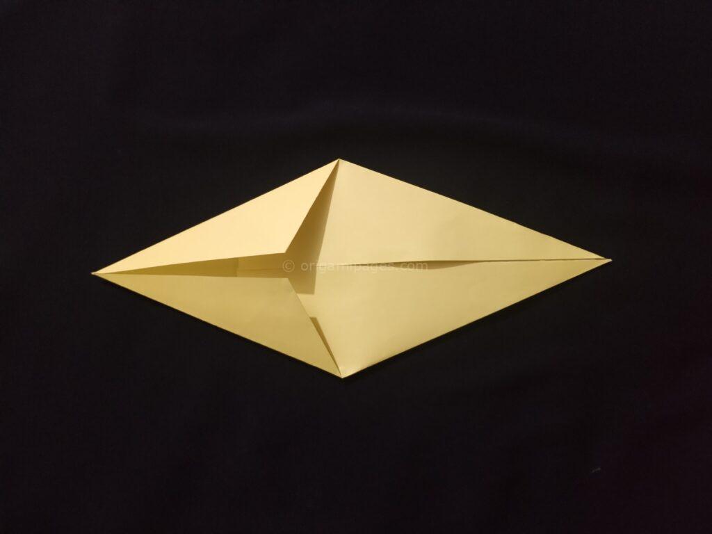 Origami Moon Step: 4a