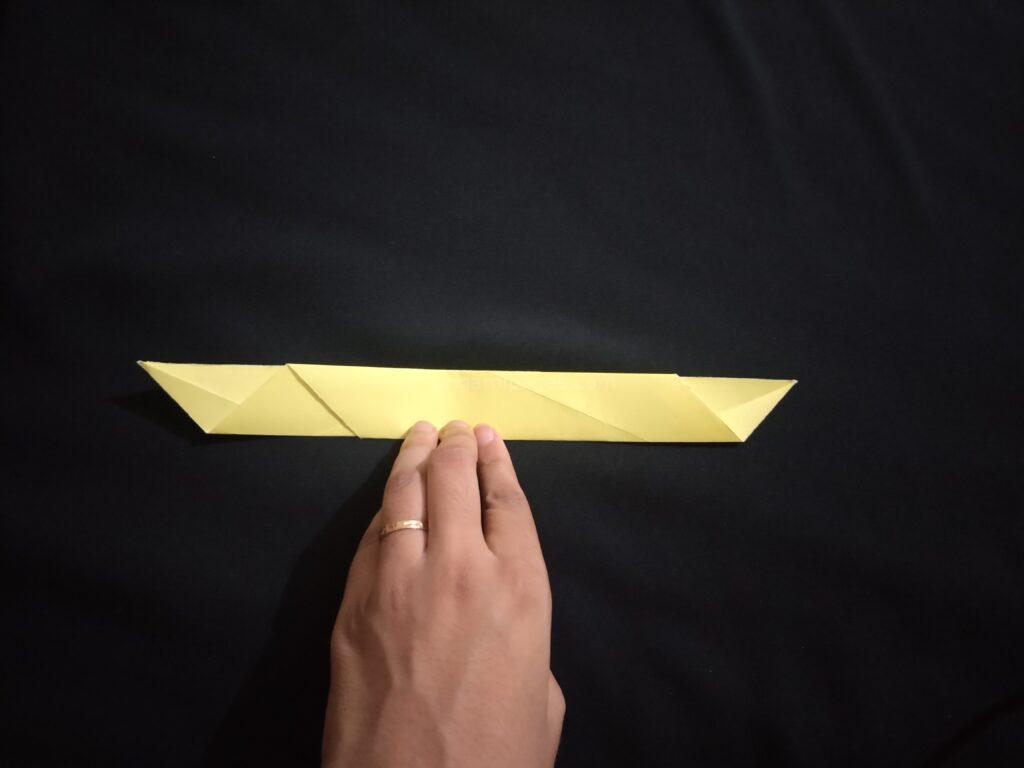 Origami Moon Step: 5b