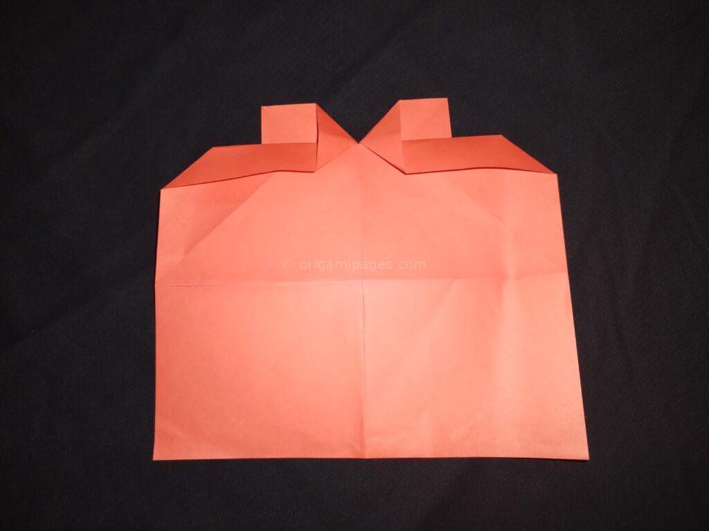 origami heart envelope step: 7b