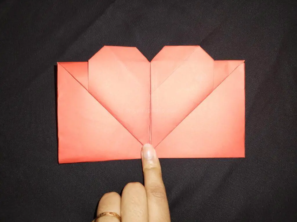 origami heart envelope step: 9