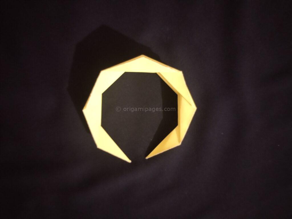 Origami Moon Step: 9a
