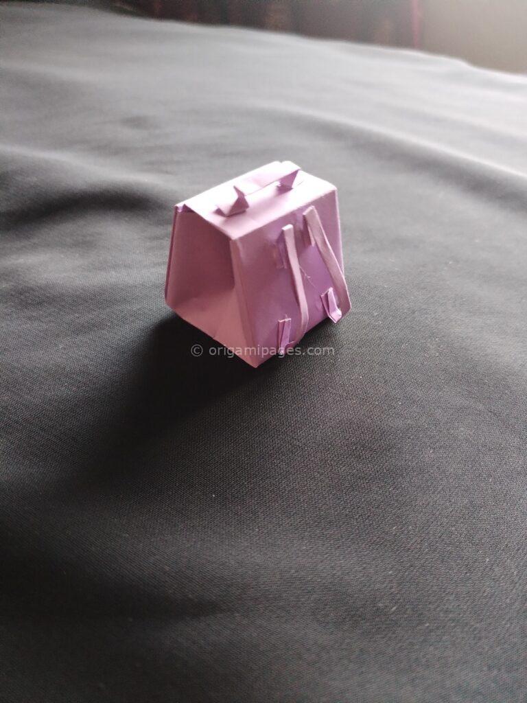 Origami school bag step: 8b