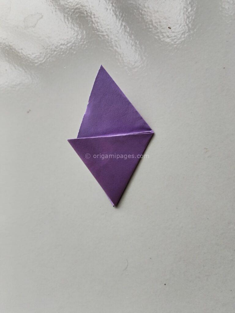 Origami Triangle Box Step: 3a