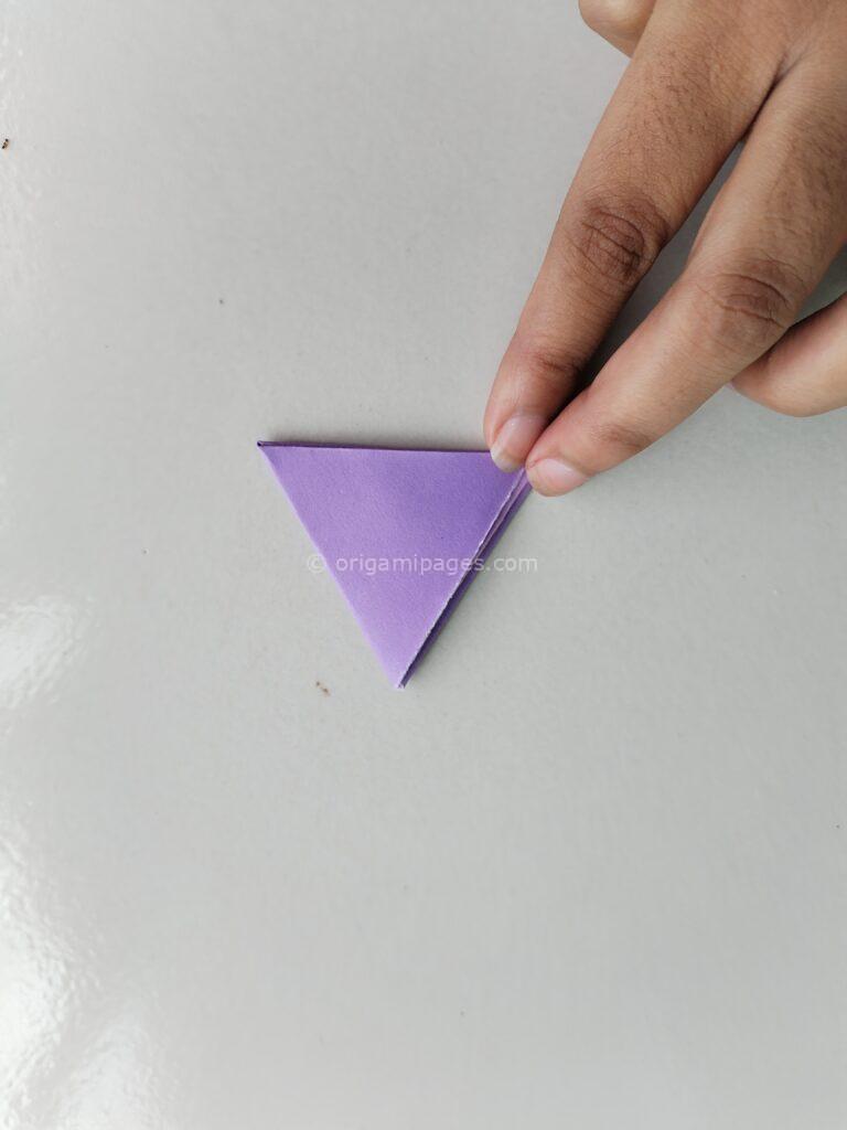 Origami Triangle Box Step: 3b