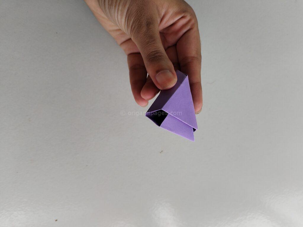 Origami Triangle Box Step: 6b