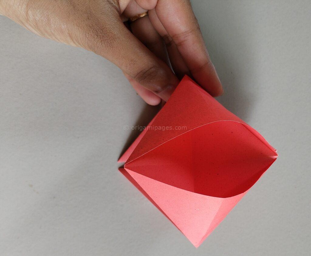 Origami Candy Box Step: 6d