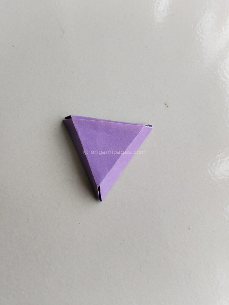 Origami Triangle Box Step: 7a