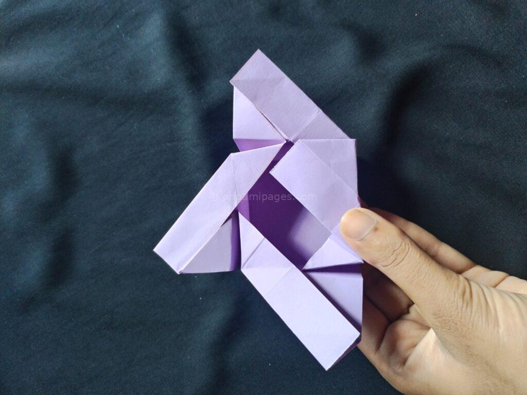 origami square box step: 7b
