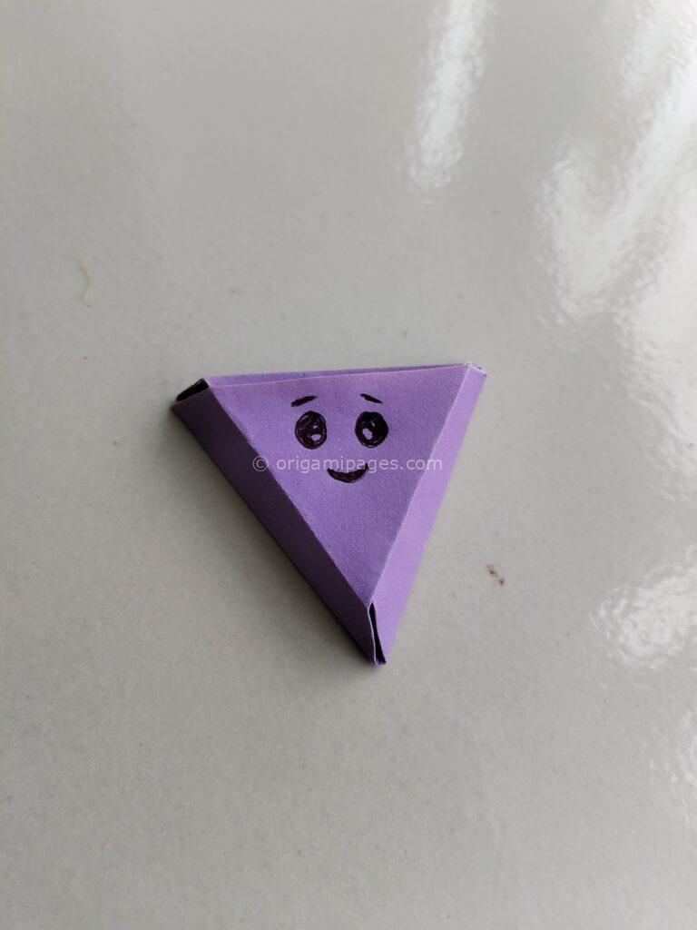 Origami Triangle Box Step: 7c