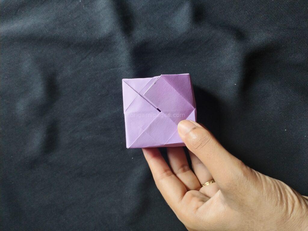origami square box step: 7e