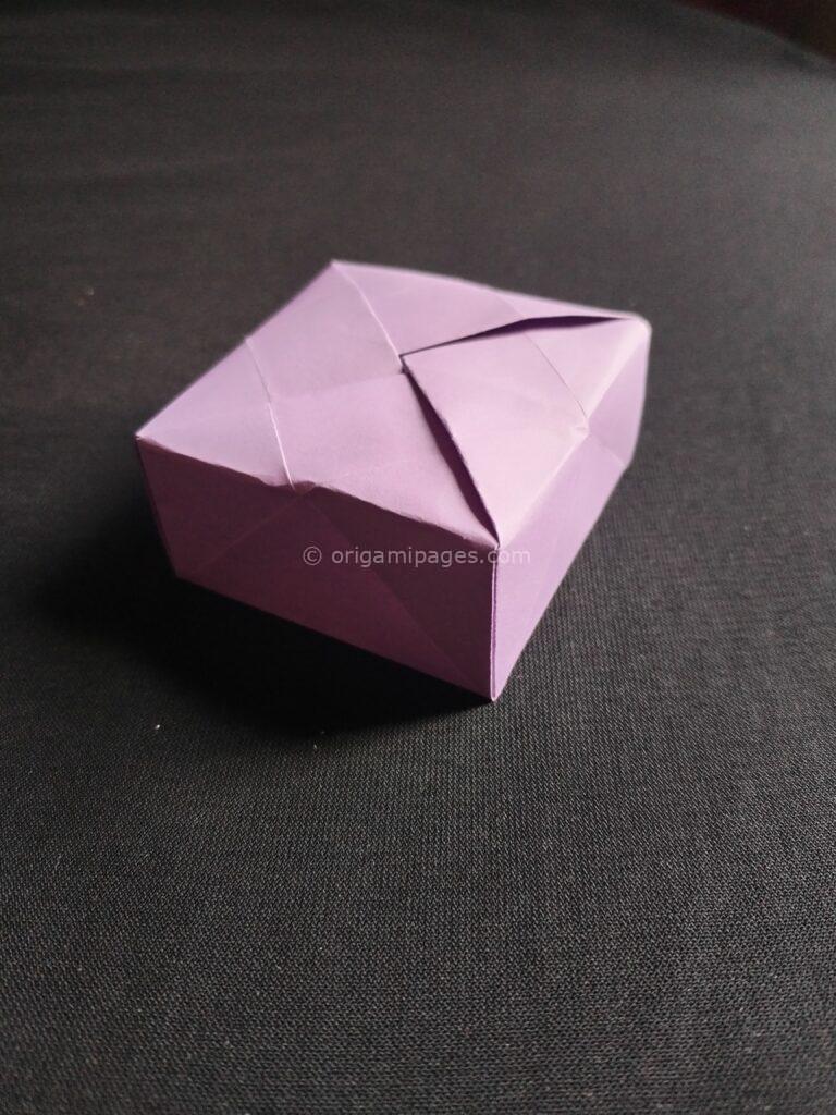 origami square box step: 8b