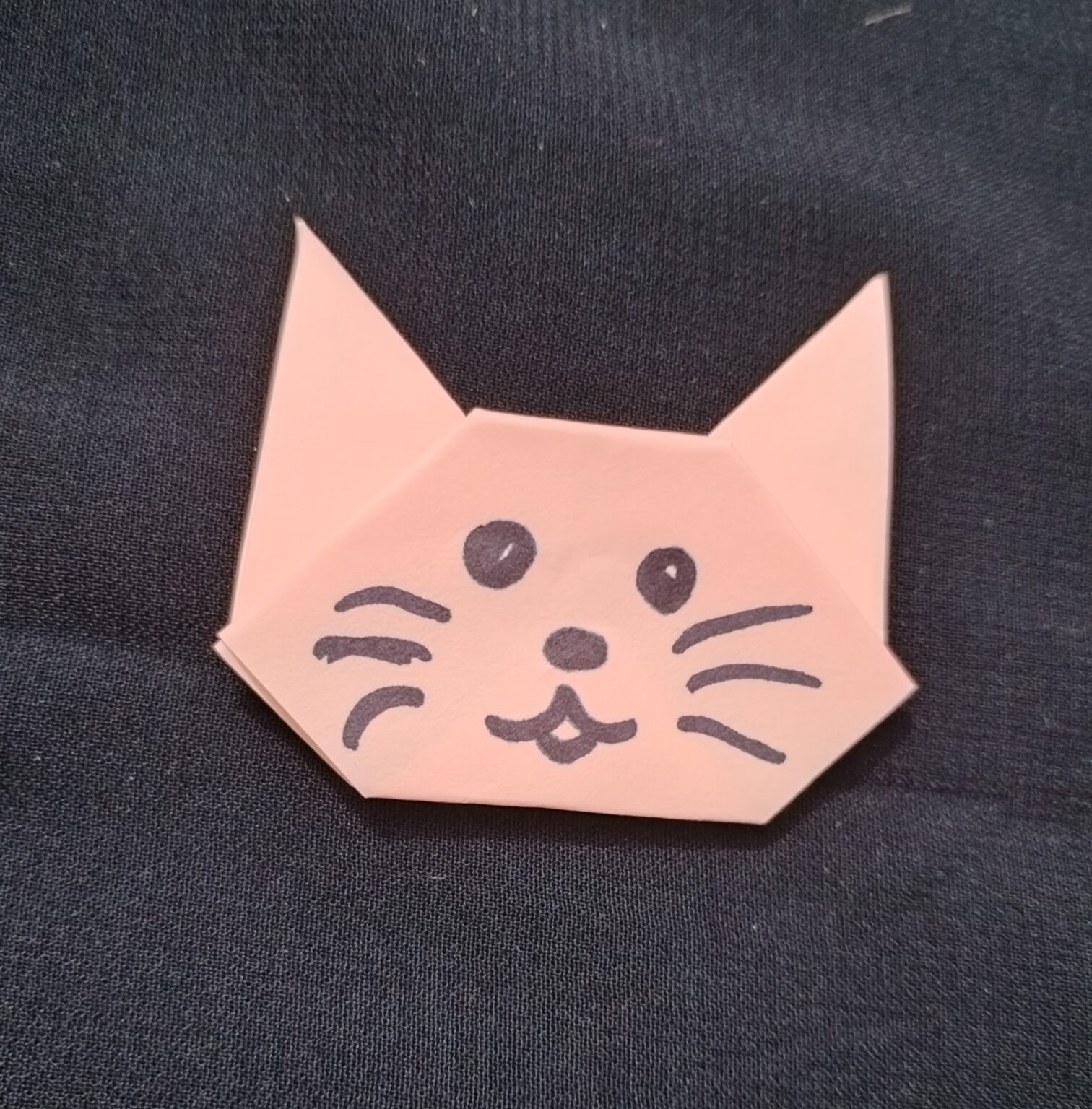 Sticky Note Origami Cat Tutorial Sticky Note Origami Cat: A Step-by-Step Guide