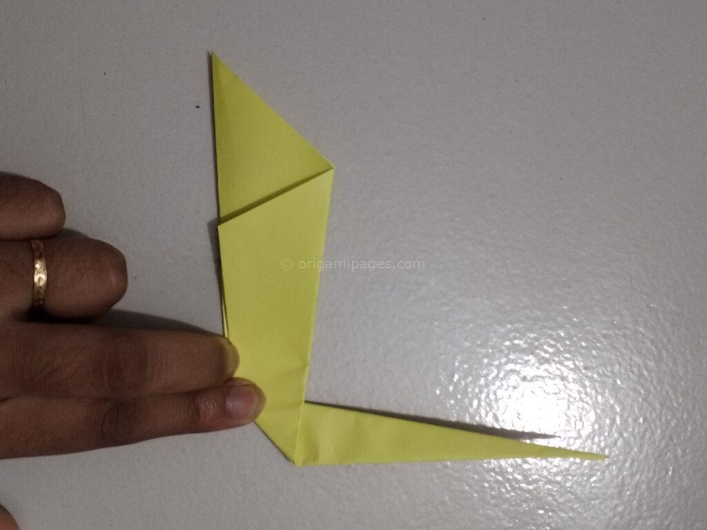 Origami pelican step: 5-b