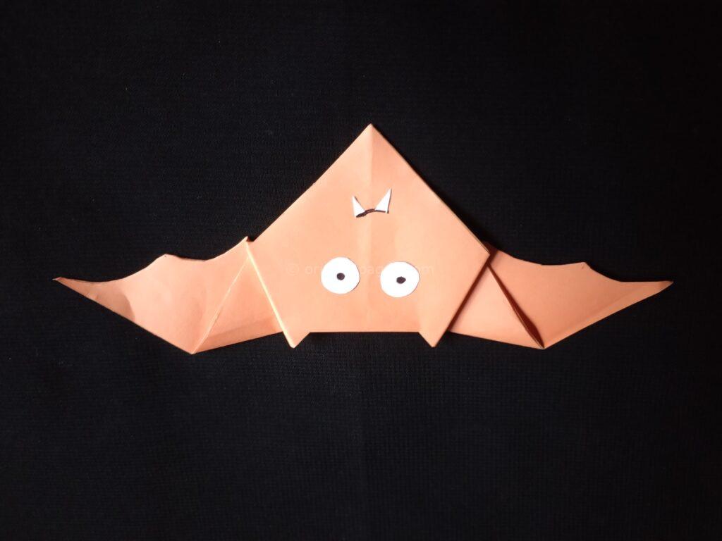 Origami Bat Step: 4-b